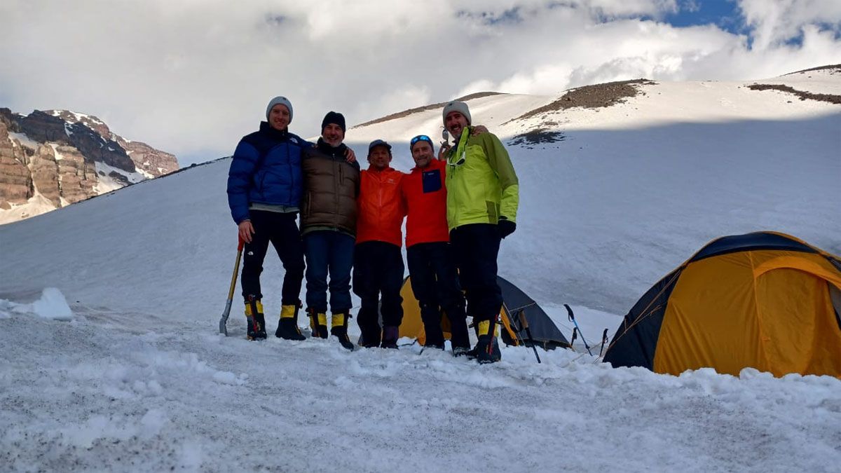 La última foto de Nacho Lucero en el cerro Marmolejo, en Chile, antes de partir hacia la cumbre. La última foto de Nacho Lucero en el cerro Marmolejo, en Chile, antes de partir hacia la cumbre.