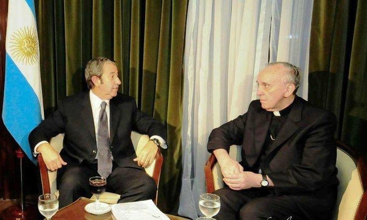 Julio Cobos en una de las cuatro visitas al papa Francisco. Julio Cobos en una de las cuatro visitas al papa Francisco.