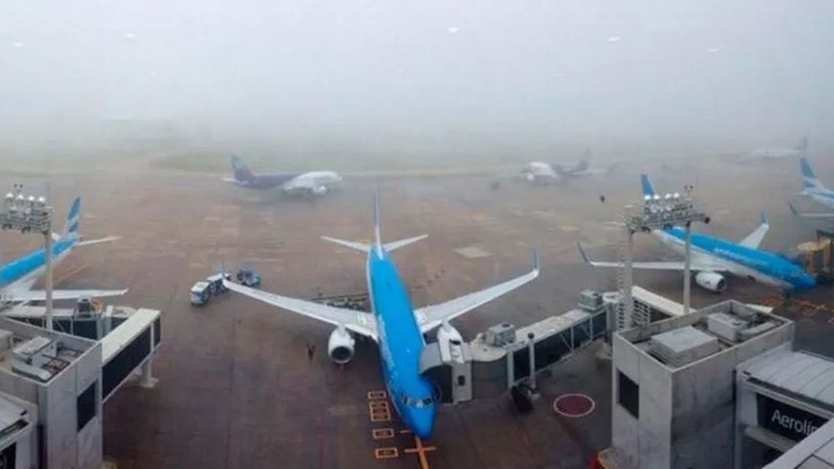 El sector turístico afectado por la pandemia y el nuevo cepo al dólar.