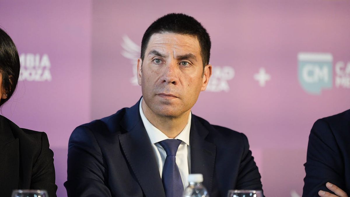 Al parecer, Facundo Correa Llano, el presidente de LLA en Mendoza, no quiere saber nada de una alianza con el PRO. Al parecer, Facundo Correa Llano, el presidente de LLA en Mendoza, no quiere saber nada de una alianza con el PRO.