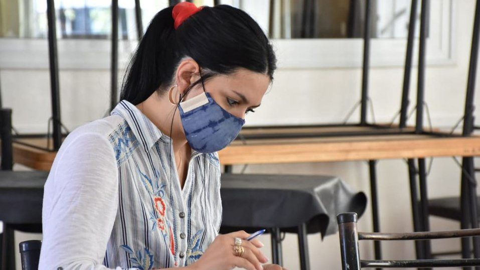 La Municipalidad de Santa Rosa estará cerrada esta semana por un caso positivo de Covid -19. La intendenta Flor Destéfanis se aisló preventivamente