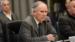 El secretario de Minería de la Nación, Luis Lucero, llega a Mendoza.