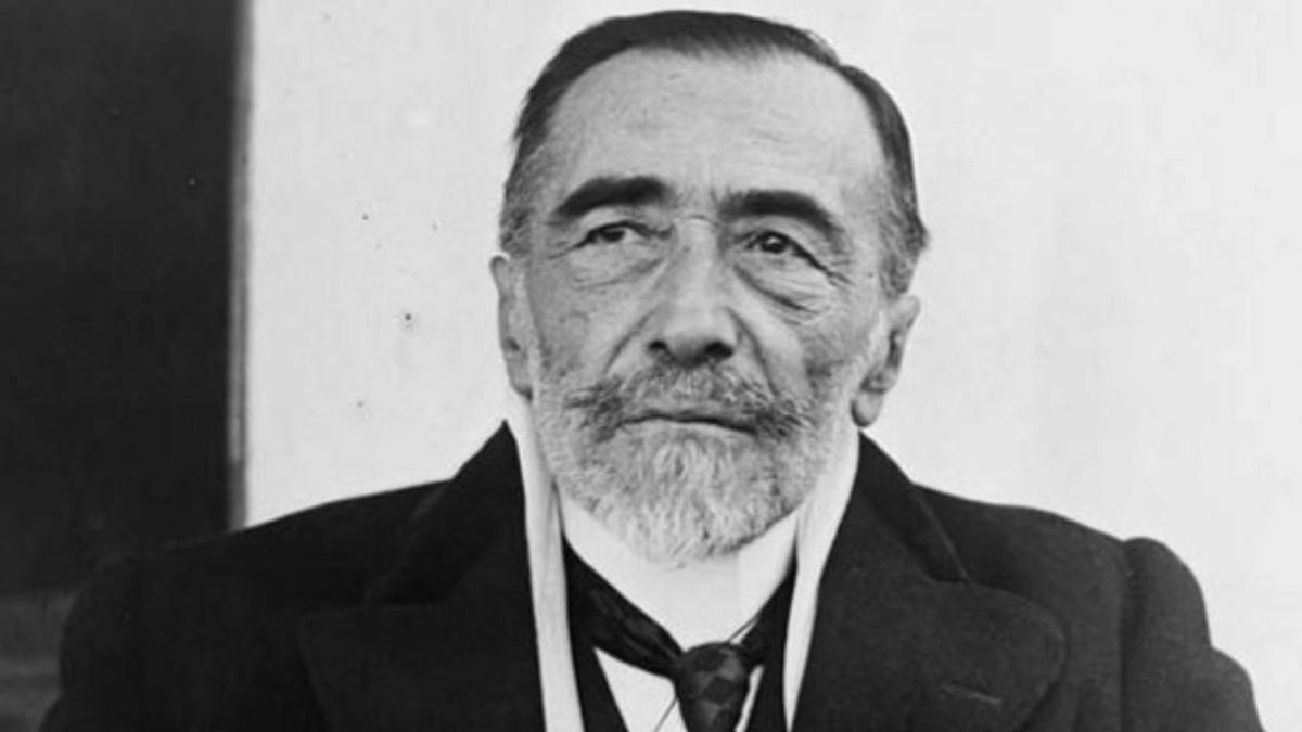 Joseph Conrad escribe una de las obras más leídas de los últimos siglos.