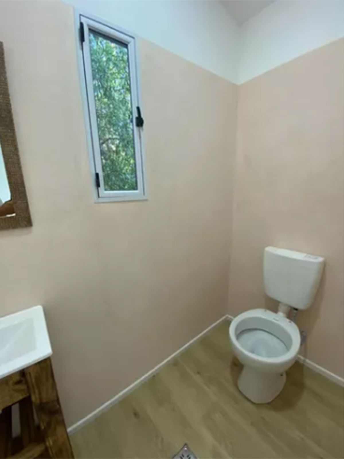 Así es el baño de la pequeña solución habitacional. Así es el baño de la pequeña solución habitacional. 