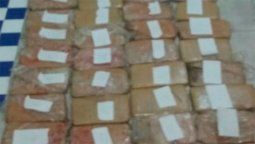 Secuestraron 60 panes de marihuana en la ruta nacional 14