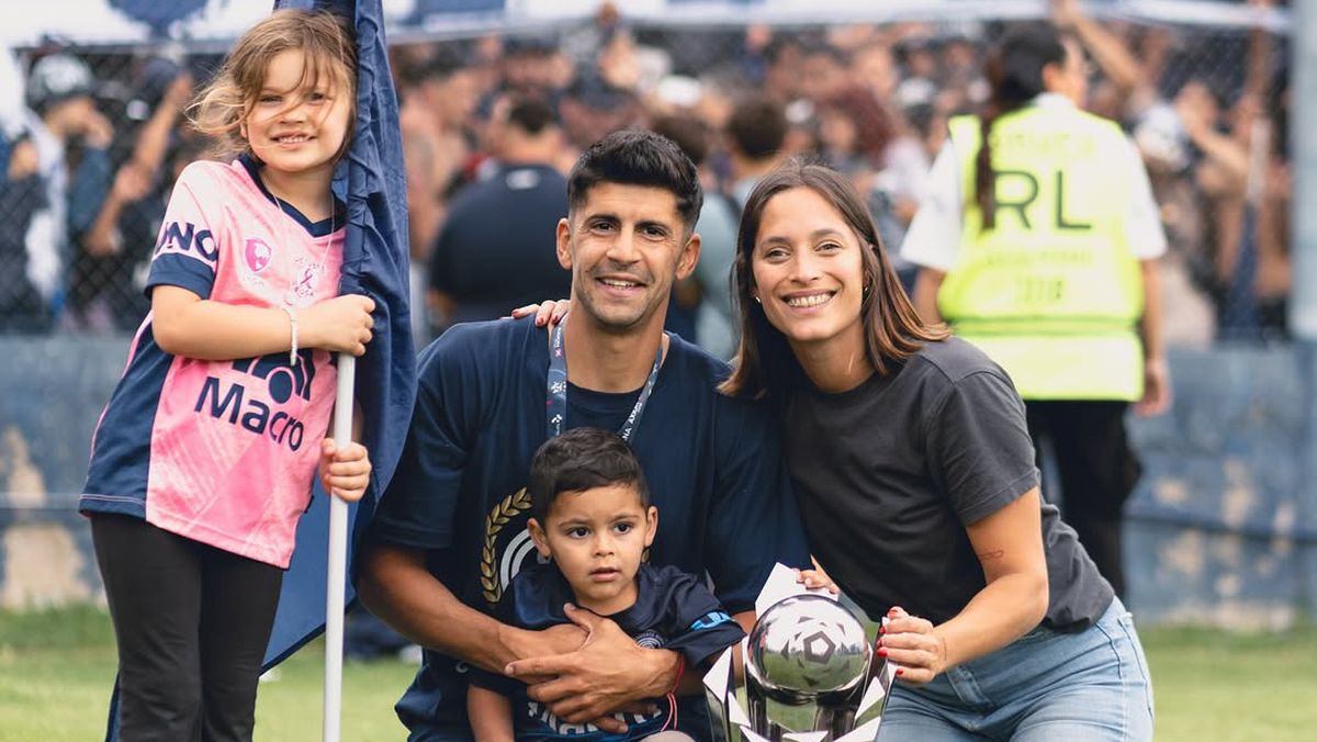 Luciano Abecasis, uno de los campeones de Independiente Rivadavia anunció su despedida