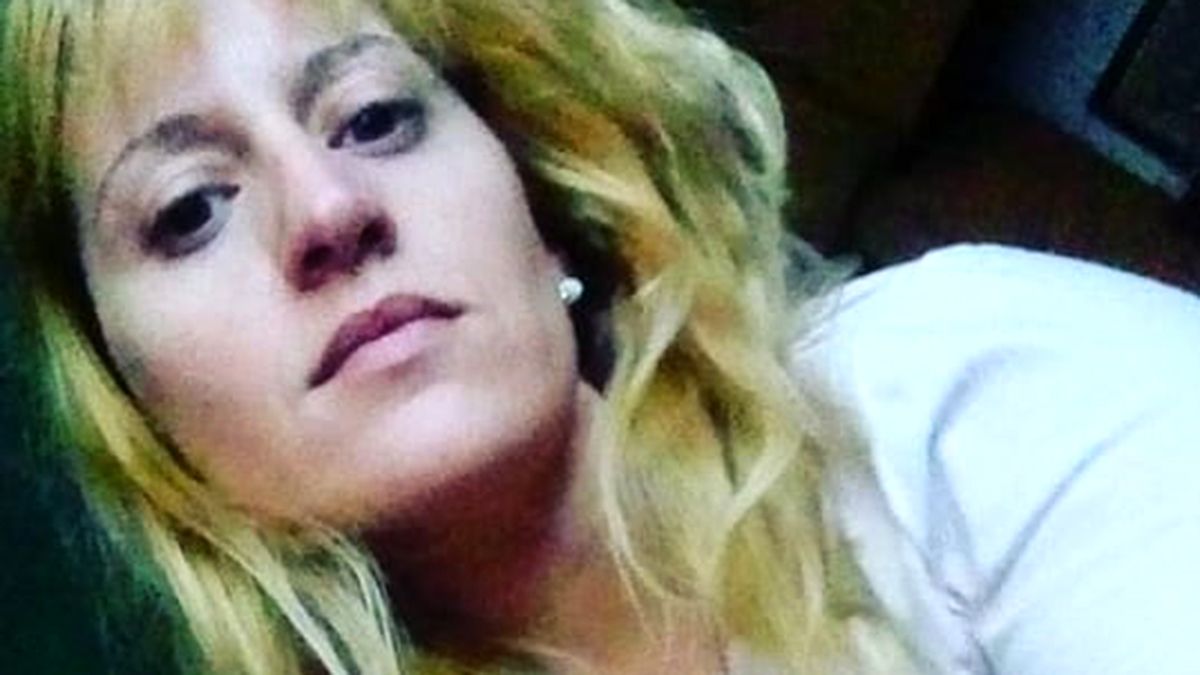 Denise Llorens recibió un audio plagado de insultos y amenazas por haberle puesto me divierte en una publicación de la red social Facebook acerca del tema del  aborto legal.