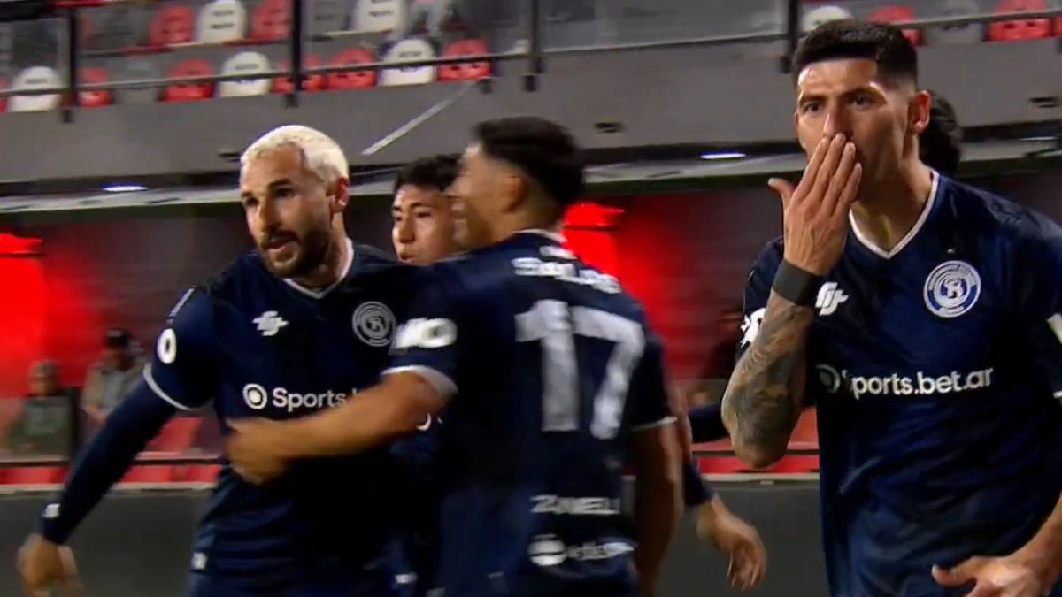 Independiente Rivadavia le ganó a Barracas Central y ahora lidera la tabla anual en solitario