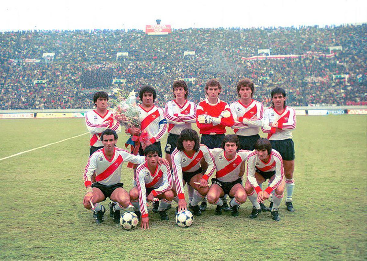 El histórico futbolista de River fue titular en la final de la Copa Intercontinental de 1986.