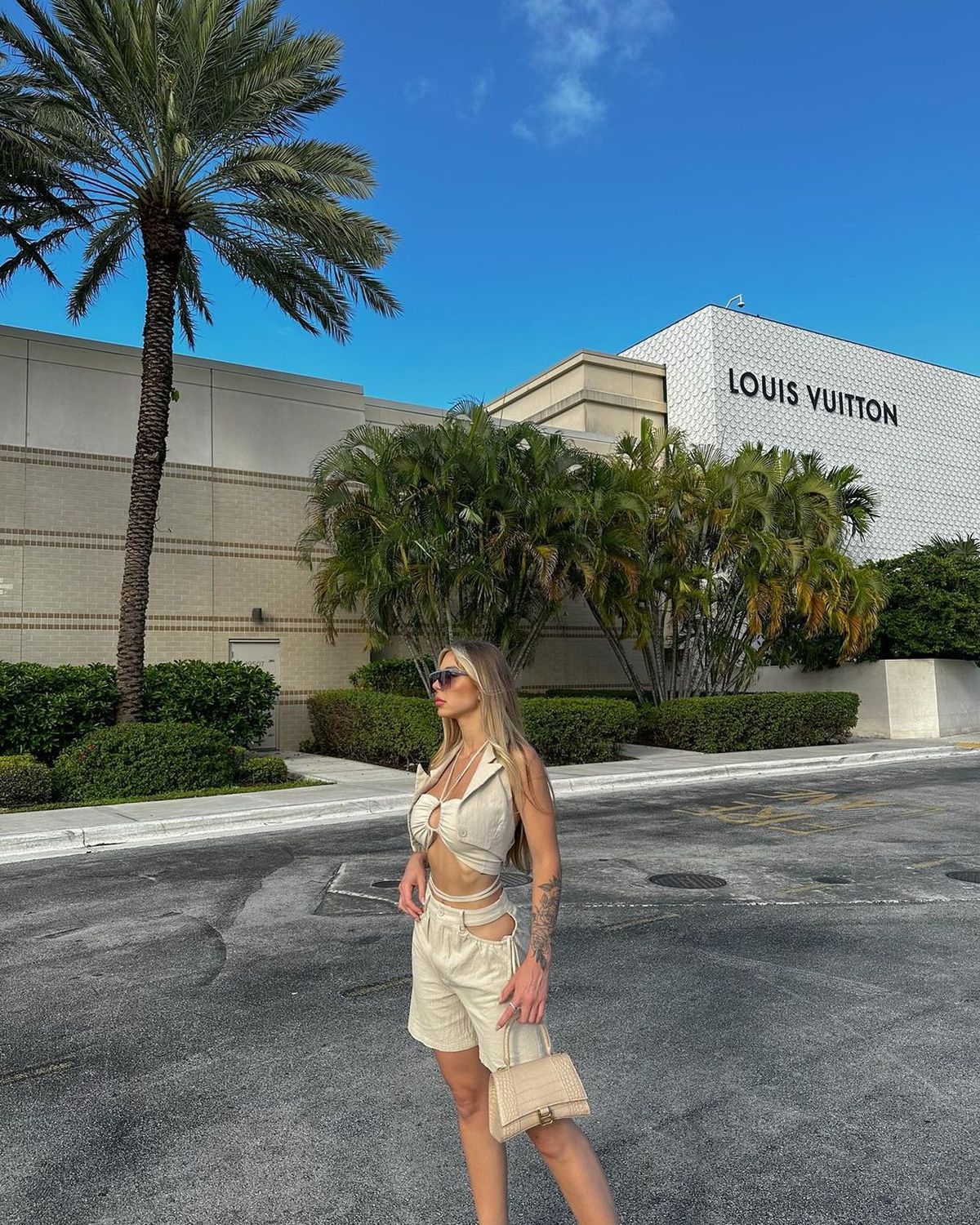 Romina Malaspina prendió fuego las calles de Miami.