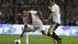 Di María jugó por derecha y... pasó lo que no tenía que pasar