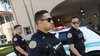 Así identifica la policía de Florida a los inmigrantes ilegales que están en sus calles