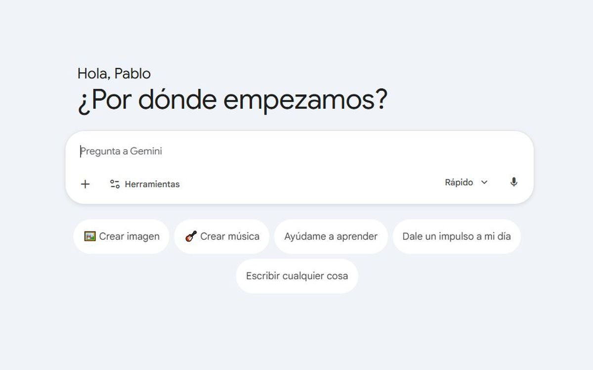 Acceder a Nano Banana es muy sencillo. Al Ingresar a Gemini aparece, abajo, la opción 