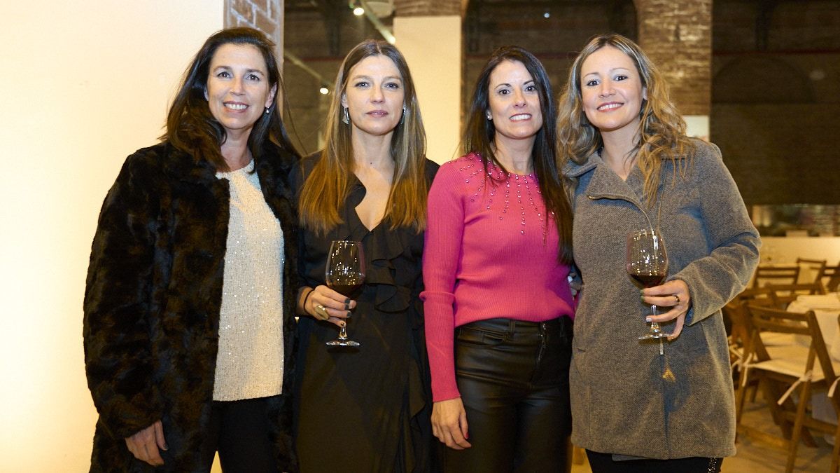 Mariela Antonelli, Claudia Aparo, Miriam Martín y Carina Céspedes (Grupo Zitto). Mariela Antonelli, Claudia Aparo, Miriam Martín y Carina Céspedes (Grupo Zitto).