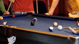 Se pelearon por un partido de pool y lo mataron a puñaladas