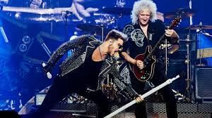Queen. El ganador de American Idol, Adam Lambert, grabará su primer disco con Queen.