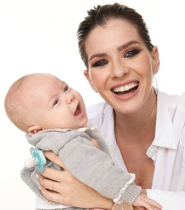 La China Suárez mostró la carita de Amancio por primera vez