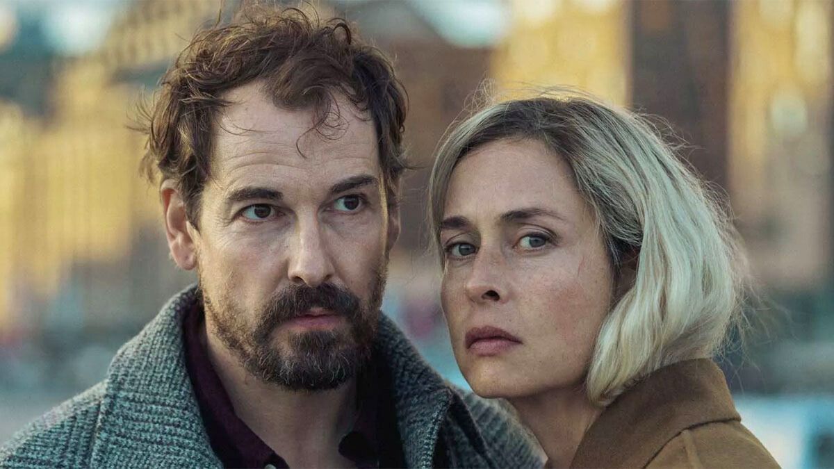 Recién se estrena en Netflix una serie de pocos capítulos que resulta ser muy adictiva