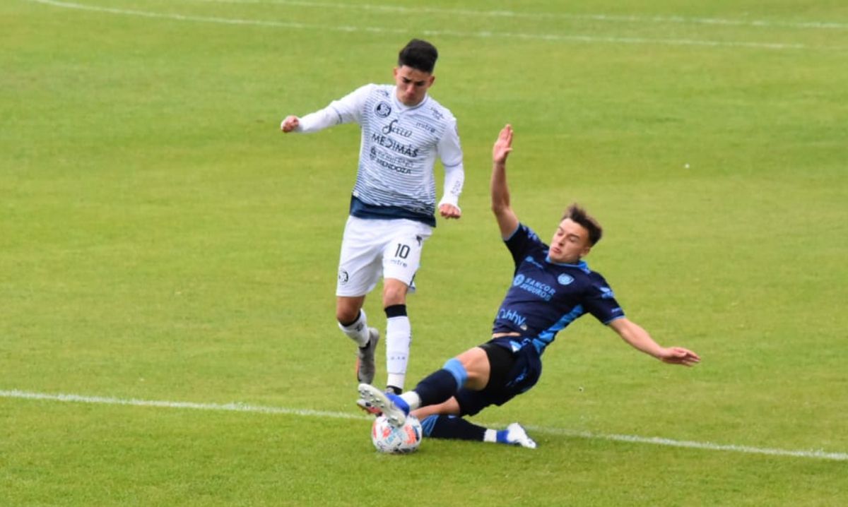 Independiente Rivadavia cayó ante Atlético, en Rafaela
