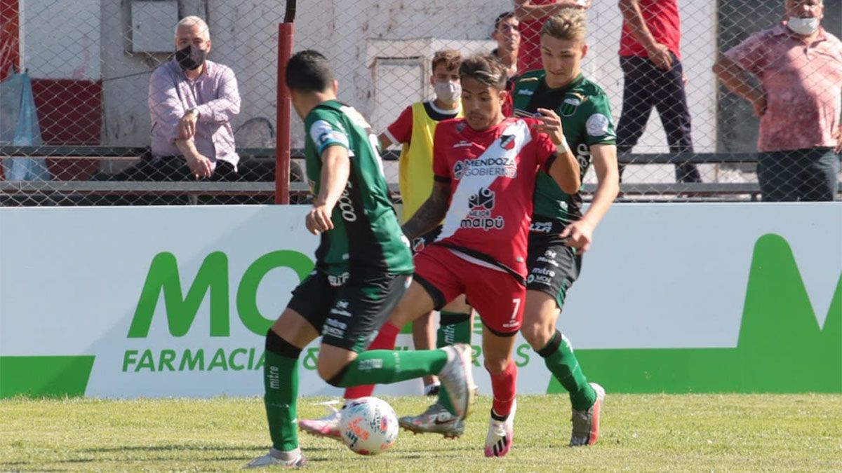 En el regreso del público Deportivo Maipú cayó ante Chicago