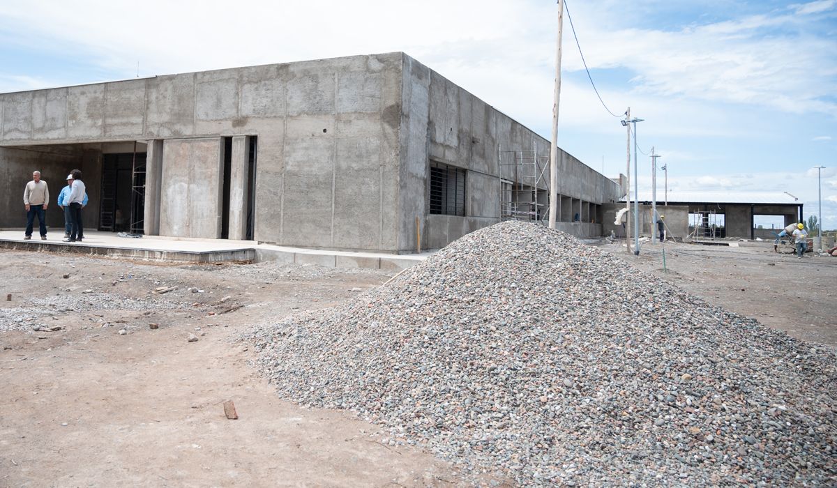 La DGE proyectó un fondo que compense con $4.000 millones la falta de recursos para infraestructura escolar. La DGE proyectó un fondo que compense con $4.000 millones la falta de recursos para infraestructura escolar.