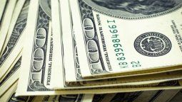 El dólar subió 27 centavos y cerró cerca de los $60 pero en el mes bajó $2