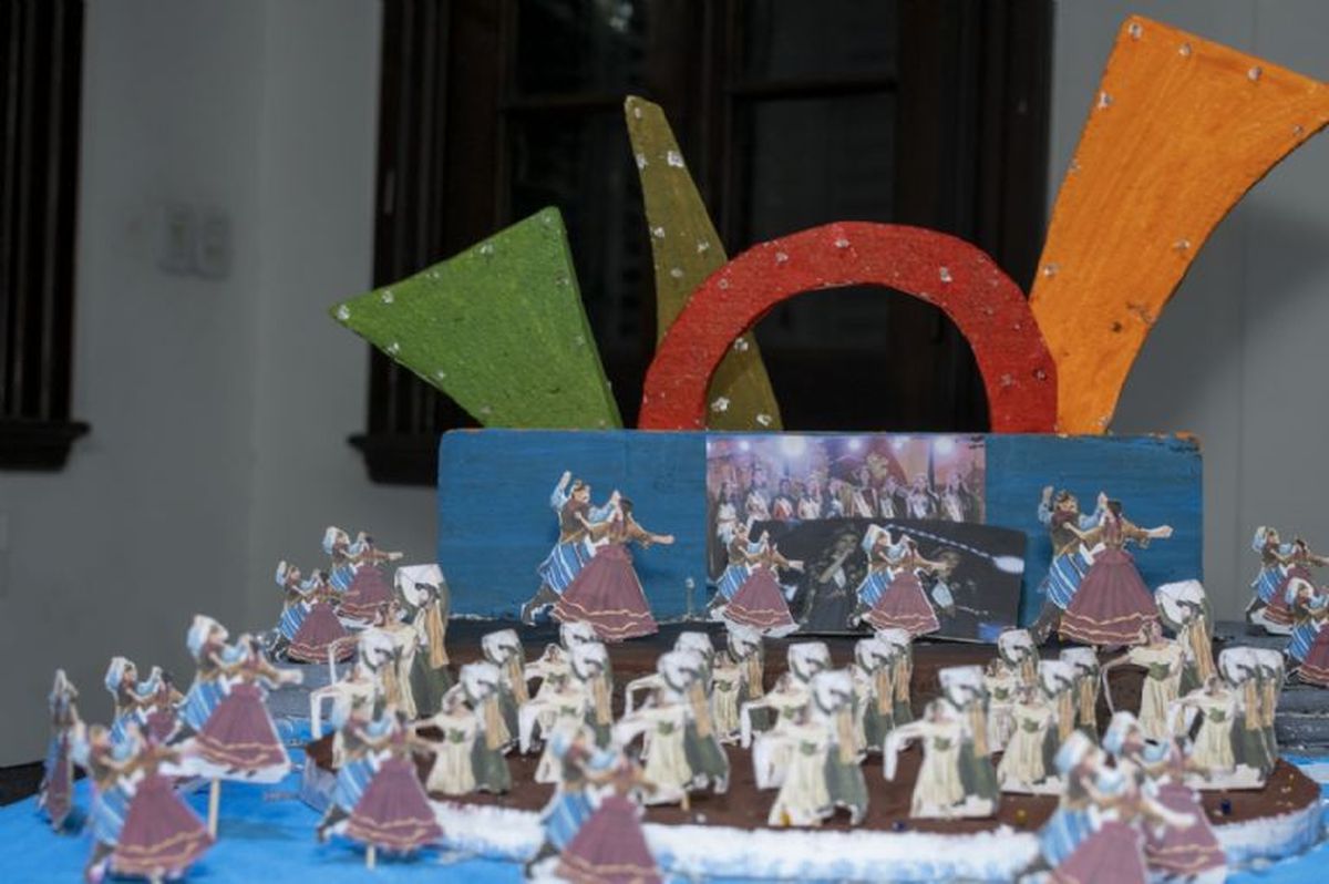 Las maquetas en competencia son unas 40 y todas están realizadas por alumnos de la Escuela de Vendimia Chacaymanta. Las maquetas en competencia son unas 40 y todas están realizadas por alumnos de la Escuela de Vendimia Chacaymanta.
