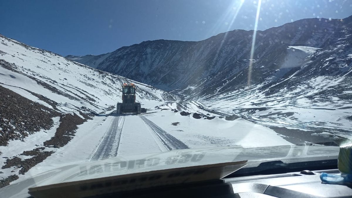 El Paso Cristo Redentor sigue cerrado y hay miles de turistas varados