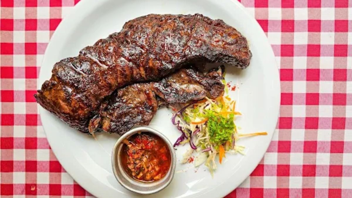 El asado, otra buena elección en este bodegón. El asado, otra buena elección en este bodegón.