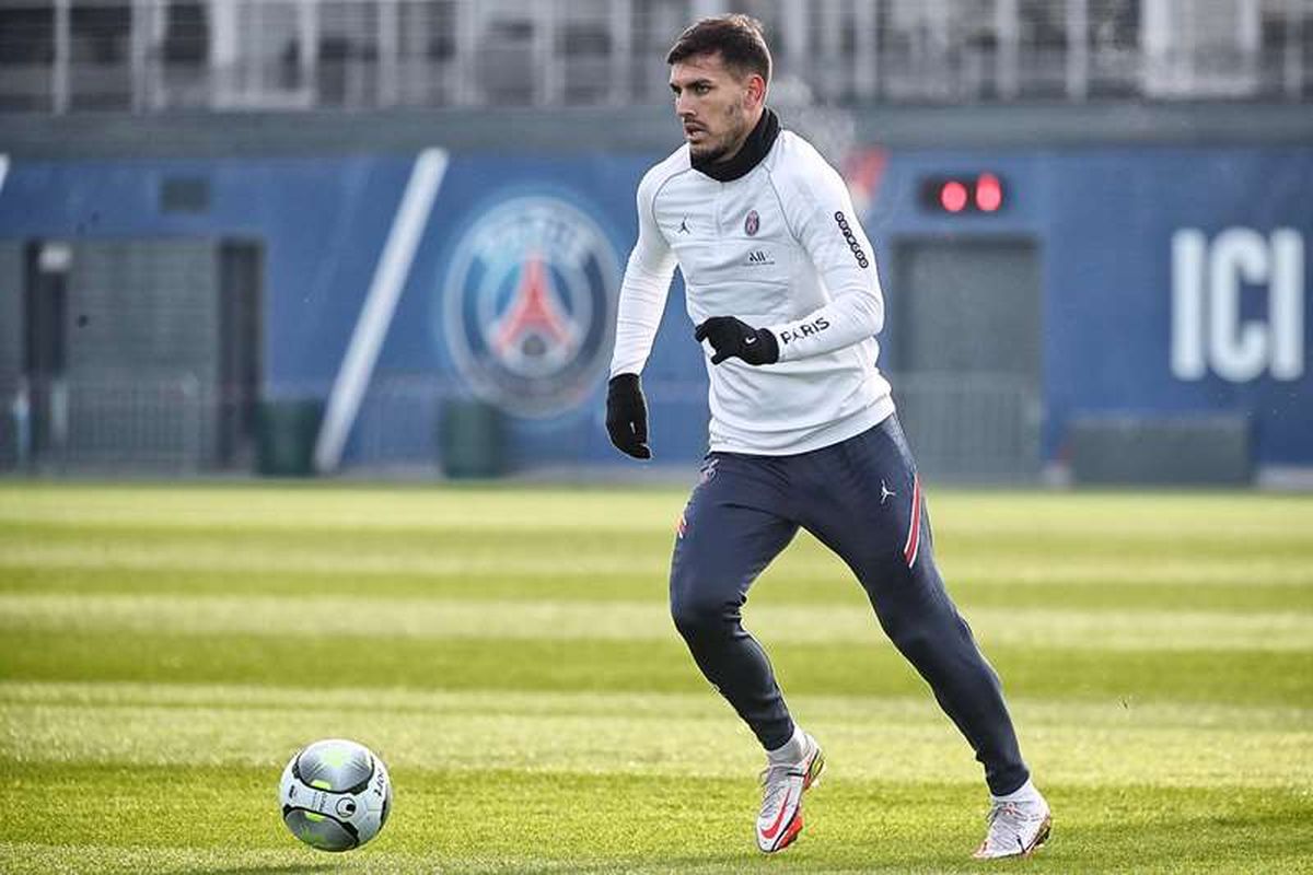 Leandro Paredes ser&iacute;a titular en el PSG ante las bajas de Messi y Di Mar&iacute;a