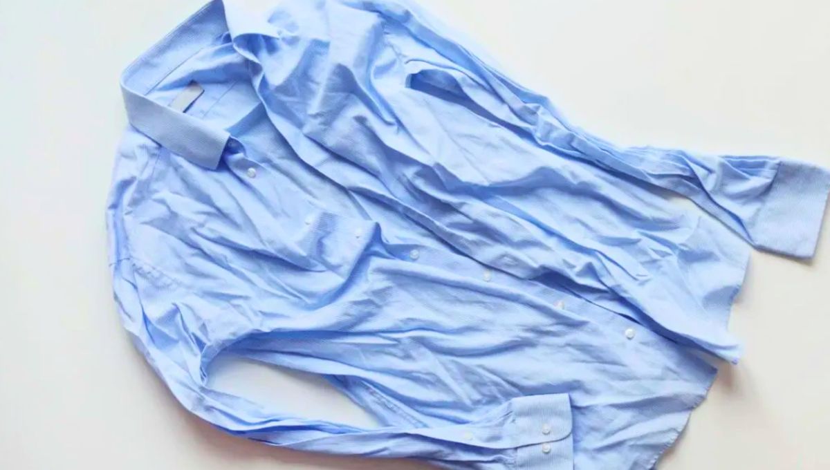 Siempre hay que planchar las camisas a temperaturas moderadas y con un poco de agua. Siempre hay que planchar las camisas a temperaturas moderadas y con un poco de agua.