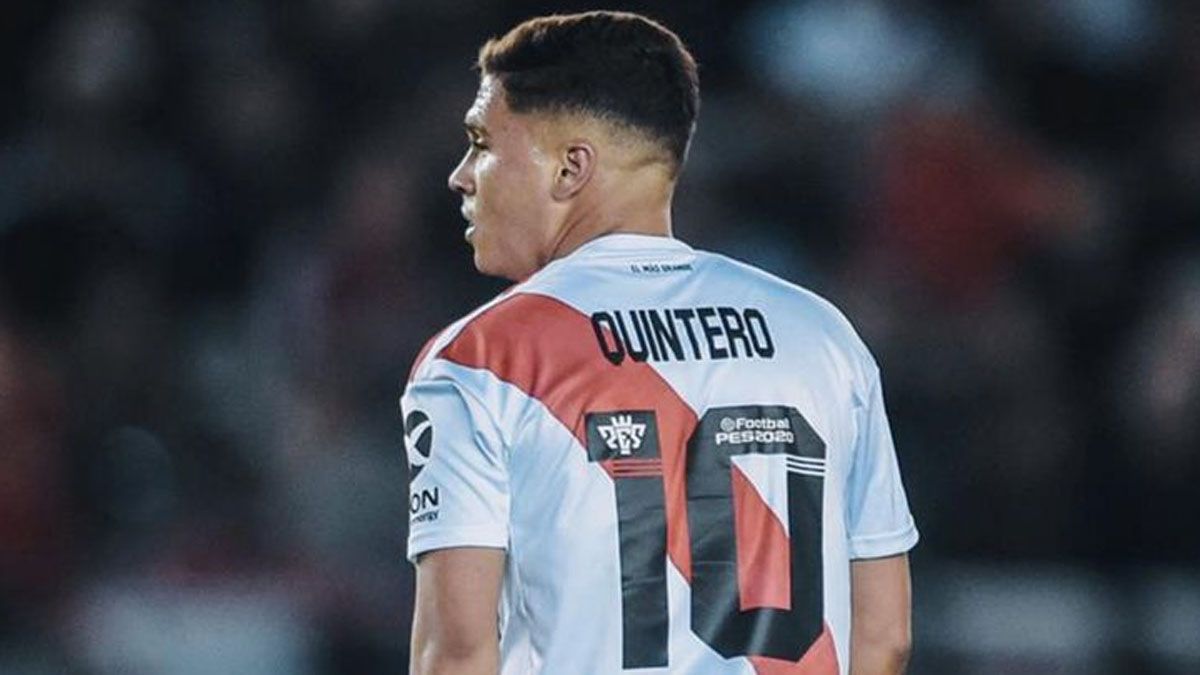 Juanfer Quintero quedó libre y River le reservó el número 10