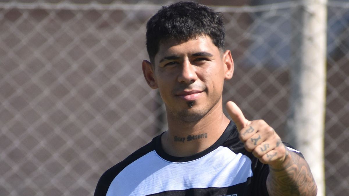 Lautaro Petruchi se ganó un lugar en el arco de Gimnasia y Esgrima.