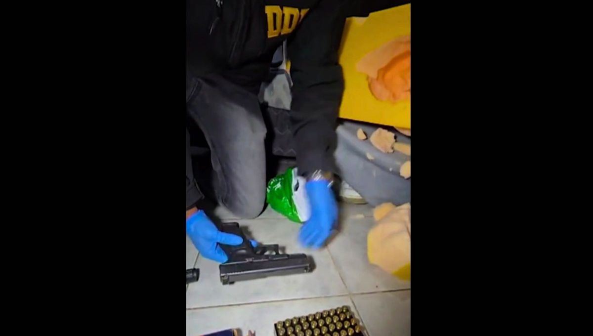 Esto encontraron en el aguantadero donde se ocultaba el Esto encontraron en el aguantadero donde se ocultaba el