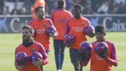 Messi tiró magia la práctica del Barça y se ganó una ovación
