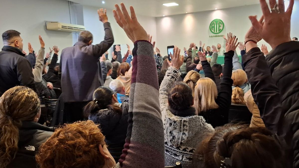 Votación unánime en ATE salud. Delegados y congresales acordaron rechazar el aumento propuesto y lanzaron medidas de fuerza.