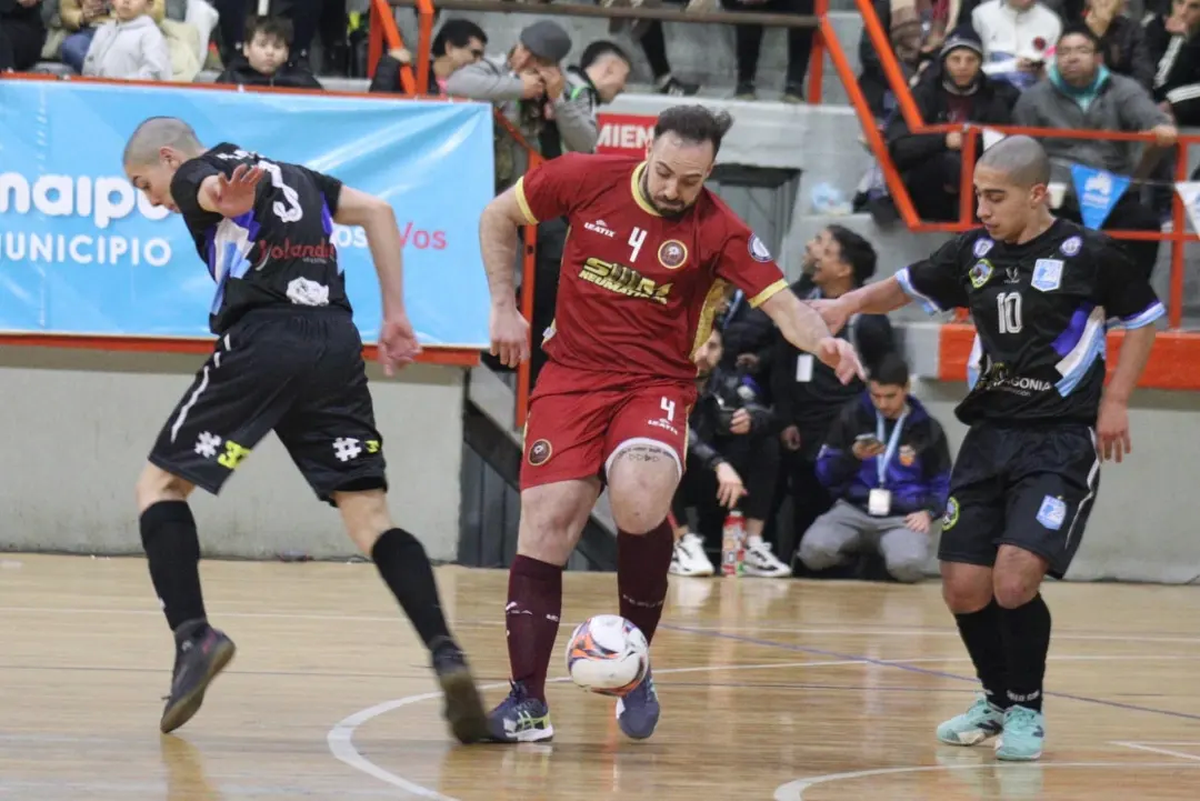 Mendoza anda derecho en el Argentino de selecciones de futsal