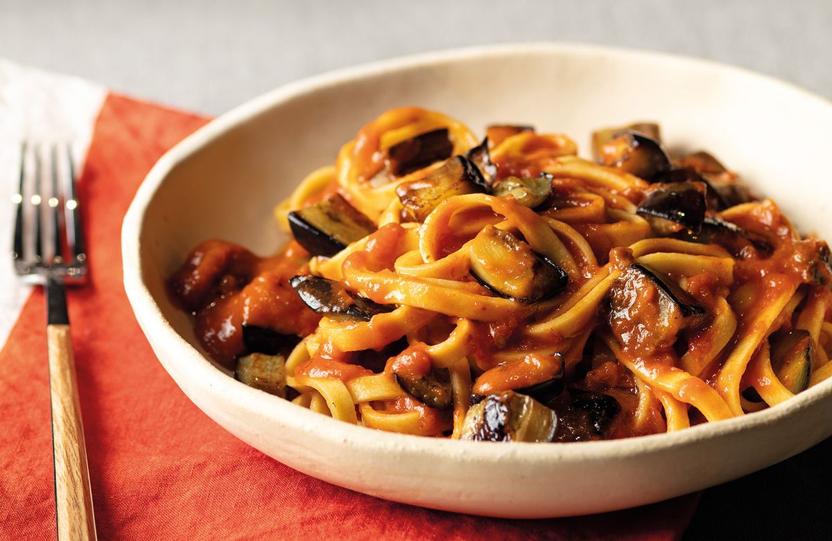 La salsa norma agrega un sabor único. La salsa norma agrega un sabor único.