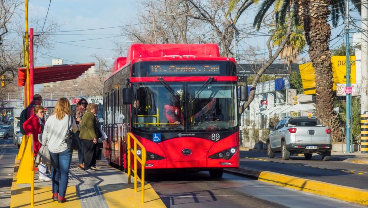 Los horarios y frecuencia de transporte se modifican al finalizar el ciclo lectivo. 