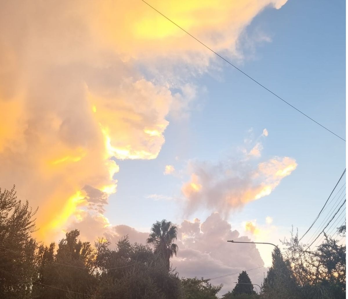 Solo con mirar las nubes ya puedes saber el pronóstico