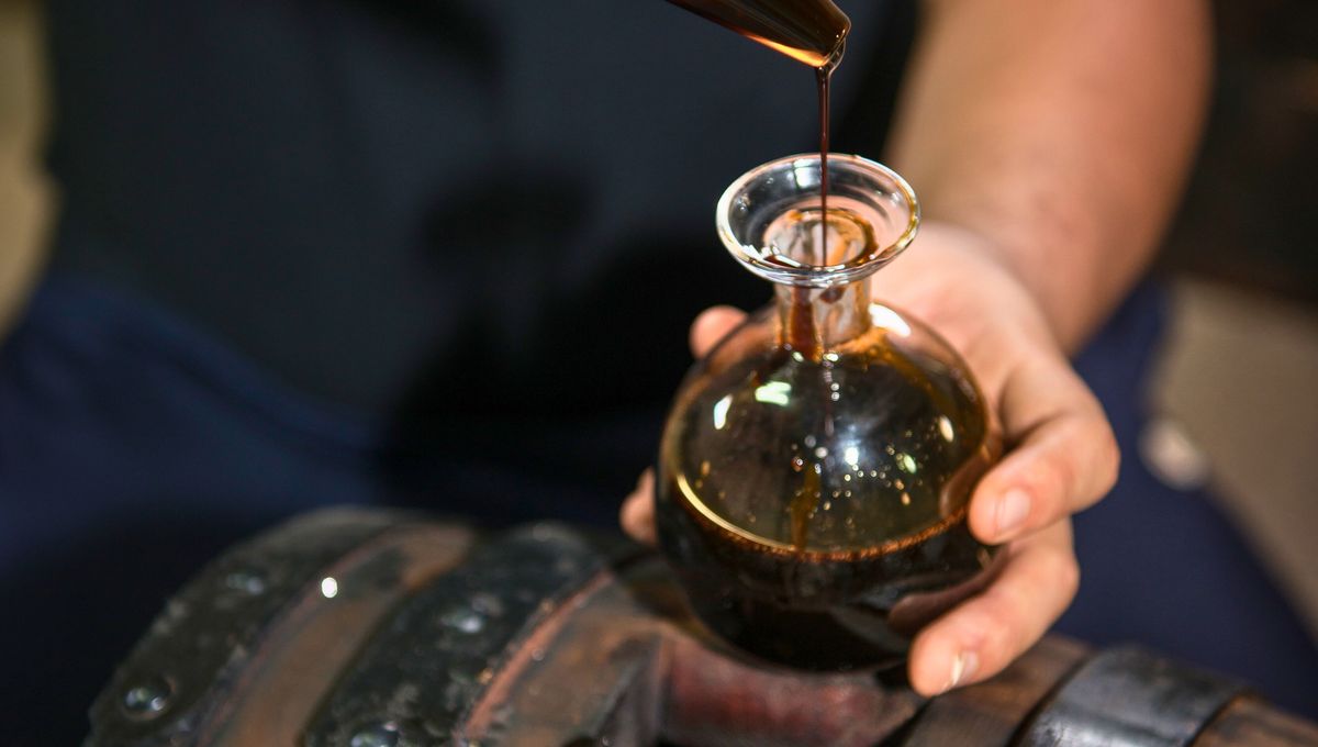 Según la variedad, el vinagre se puede usar para trucos de cocina, limpieza y estética natural. Según la variedad, el vinagre se puede usar para trucos de cocina, limpieza y estética natural. 