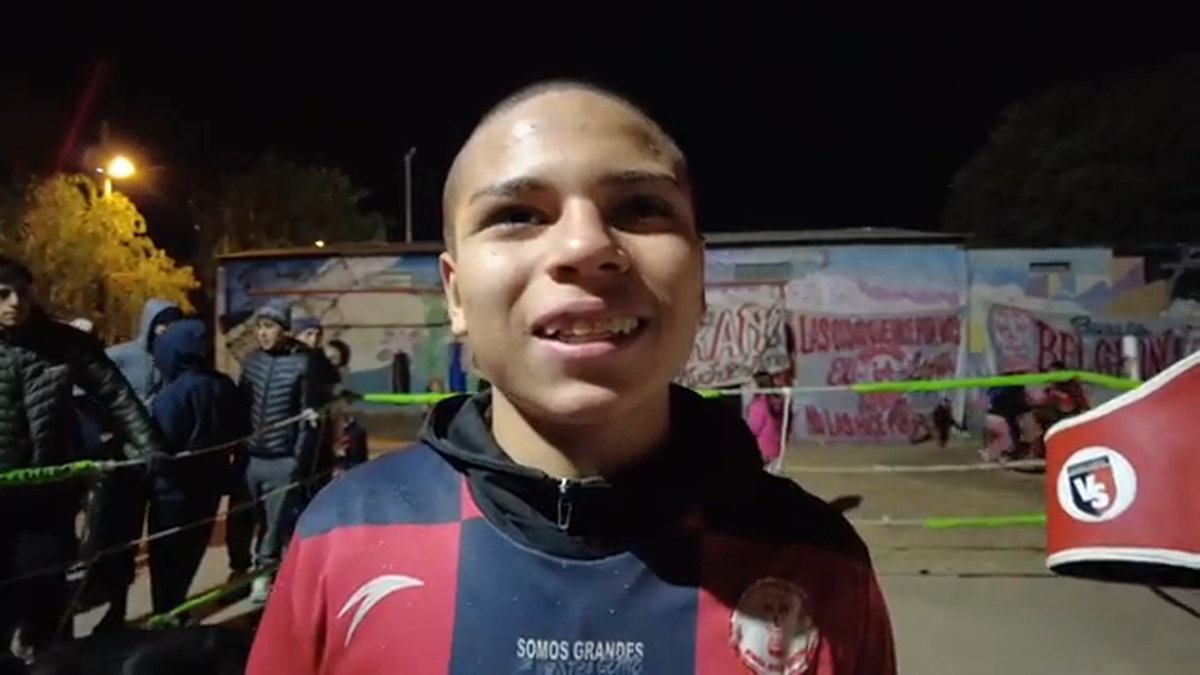 Orgulloso de su barrio Belgrano, Alan Forquera le cuenta al youtuber cómo el boxeo lo salvó de tener una mala vida. Orgulloso de su barrio Belgrano, Alan Forquera le cuenta al youtuber cómo el boxeo lo salvó de tener una mala vida.