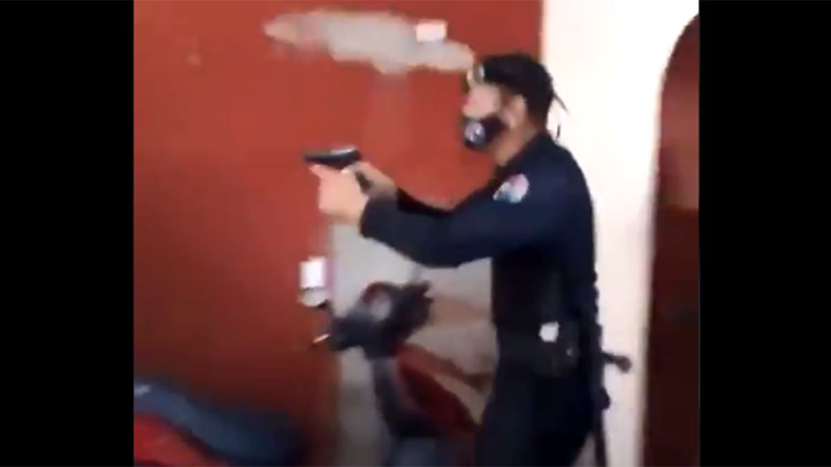 Video: la Policía de Cuba le disparó a un manifestante frente a su familia