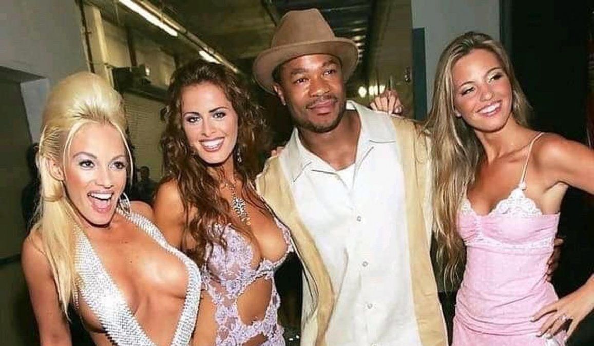 María Eugenia Ritó, Silvina Luna y Rocío Guirao Díaz junto a Xzibit&nbsp; &nbsp;