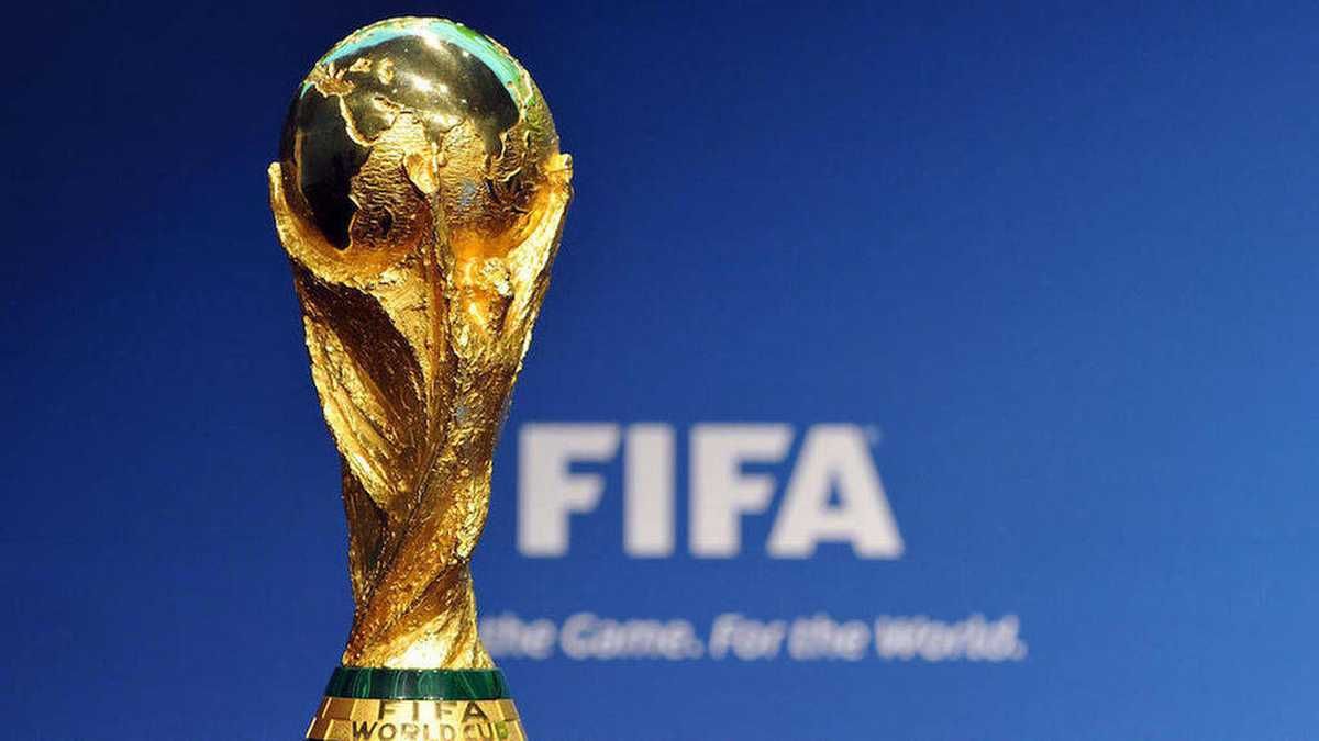 La FIFA insiste en jugar un Mundial cada dos años