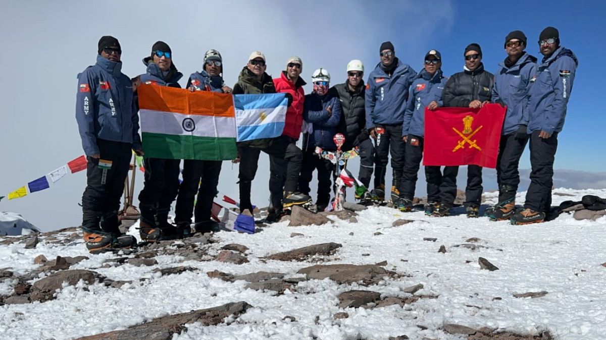 La expedición de integrantes del Ejército Argentino hizo su entrenamiento para ir al Himalaya con ascensos en el Aconcagua.   
