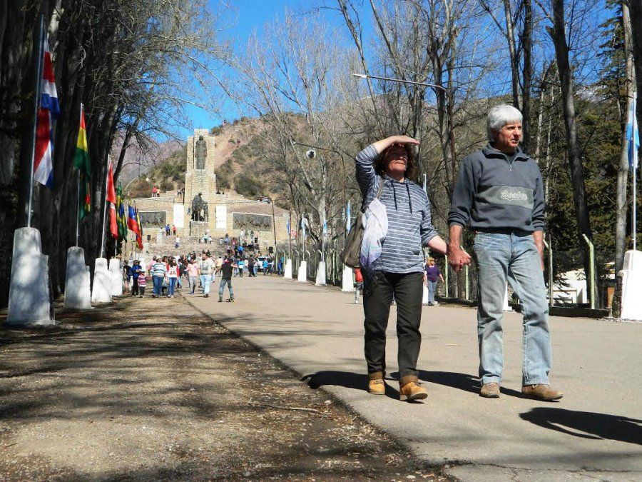 Certámenes, veladas artísticas y una plaza a la antigua en el Valle de Uco