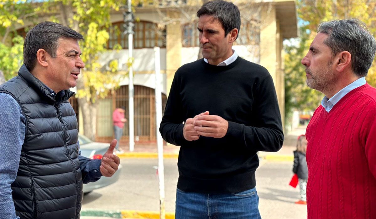 Omar De Marchi, Emir Andraos y Jorge Difonso, juntos en Tunuyán. 