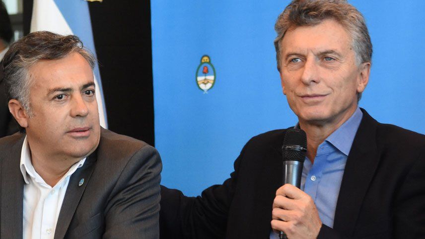 Macri se reúne con Cornejo para pedirle que no desdoble las elecciones