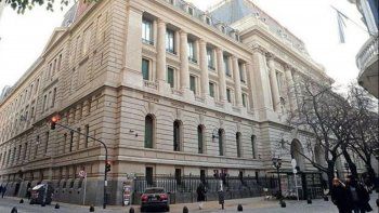 Denunciaron a docentes por acoso durante un acto de egreso en el Colegio Nacional de Buenos Aires